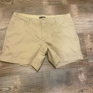 Gap Khaki Shorts Size 10